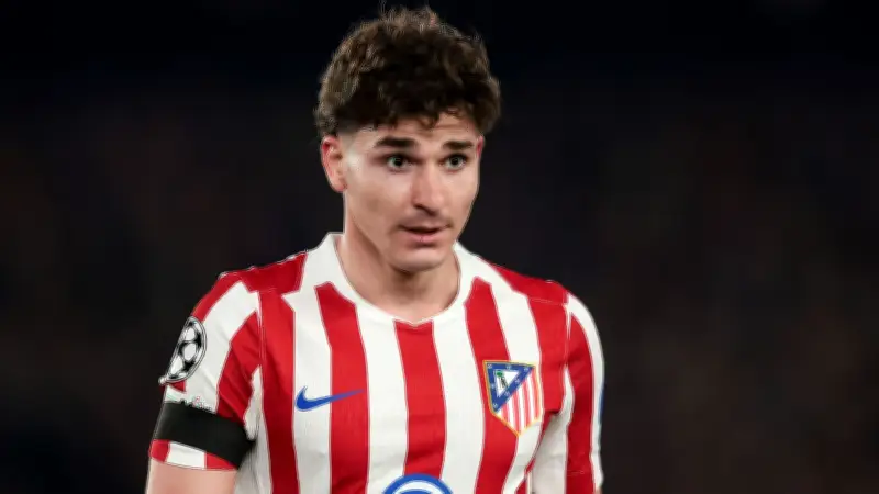 برشلونة يستهدف فيدات موريكي كبديل عن ألفاريز في سوق الانتقالات الصيفية