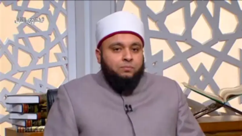 دار الإفتاء المصرية تنفي صحة الاعتقاد بأن تنظيف المنزل ليلًا يجلب الفقر