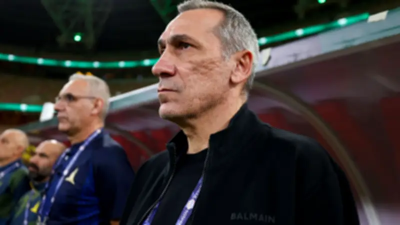 أسطورة السعودية يوسف خميس: مهمة دونيس صعبة ولن نعبر مجموعات كأس العالم