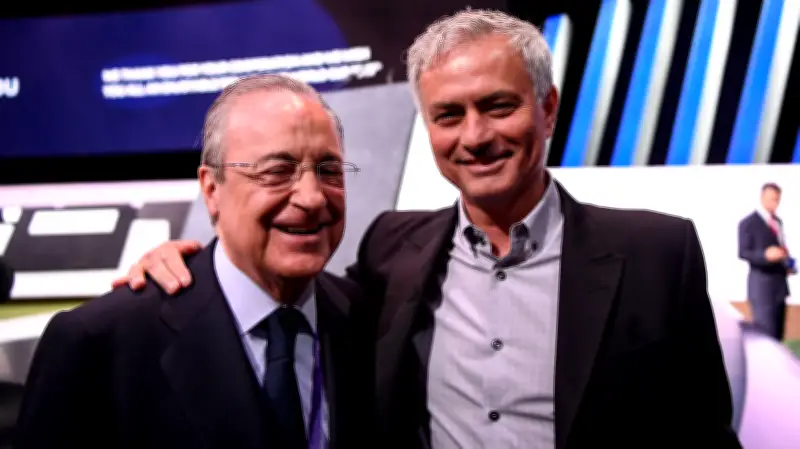 مورينيو ينتظر مكالمة بيريز للعودة إلى ريال مدريد: هل يحدث ذلك؟