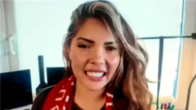 بعد هجومها على سلوت.. مشجعة ليفربول الشهيرة توجّه رسالة مؤثرة لمحمد صلاح والجماهير المصرية