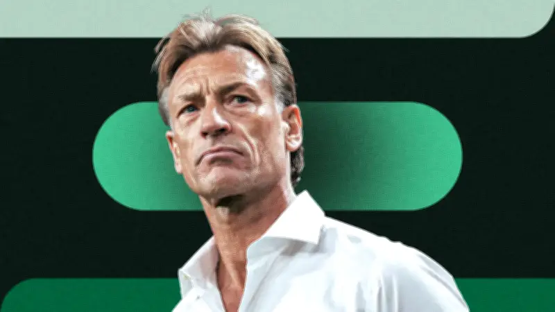 قبل المونديال.. هل يدفع المنتخب السعودي ثمن إقالة رينارد وتعيين دونيس؟