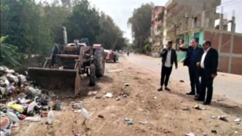 رئيس مدينة ميت غمر يحيل مسئولي وحدة كفر سرنجا للتحقيق بسبب سوء النظافة