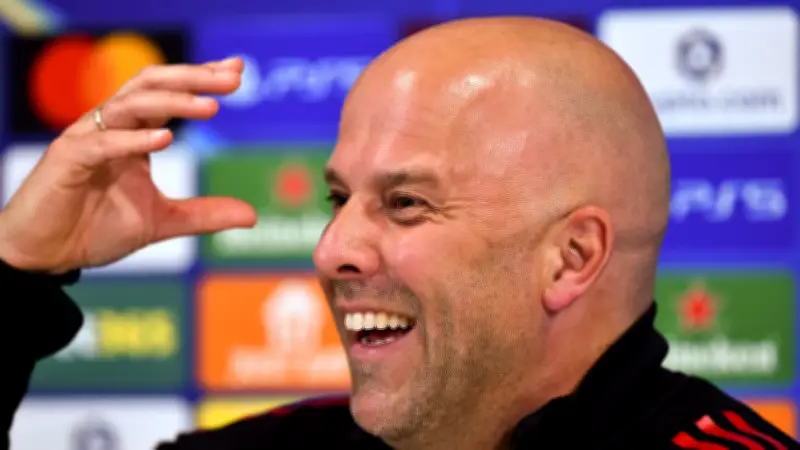 سلوت: الخروج من دوري الأبطال قد يعود بالنفع على ليفربول في الدوري الإنجليزي