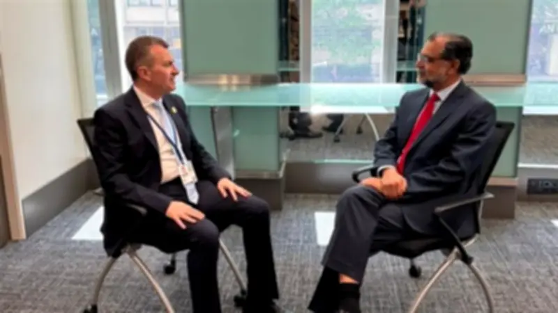 وزير التخطيط يؤكد حرص مصر على تعزيز التعاون مع البنك الإسلامي كشريك تنموي رئيسي