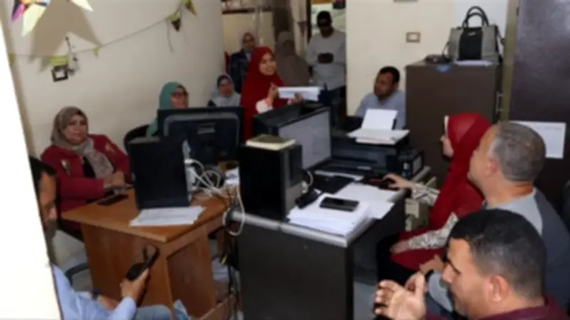 شركة الفيوم للمياه تبحث حلولاً عاجلة لإنهاء أزمات مياه الشرب في مركز سنورس