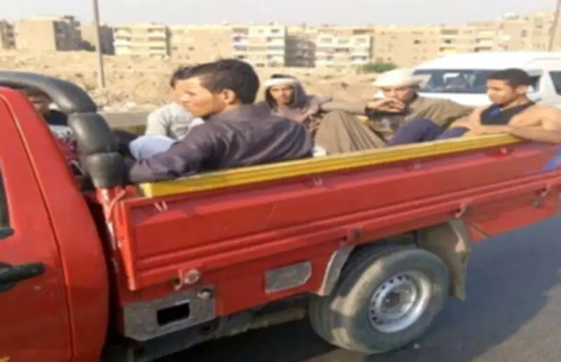 وزارة النقل تحذر من استخدام عربات النقل غير المخصصة لنقل الركاب وتؤكد على العقوبات