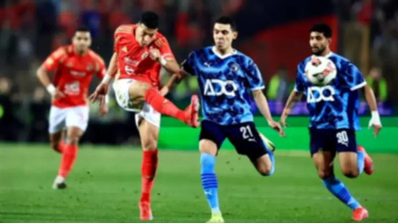 الأهلي يواجه بيراميدز في لقاء ناري بالدوري المصري.. والقناة الناقلة أون سبورت