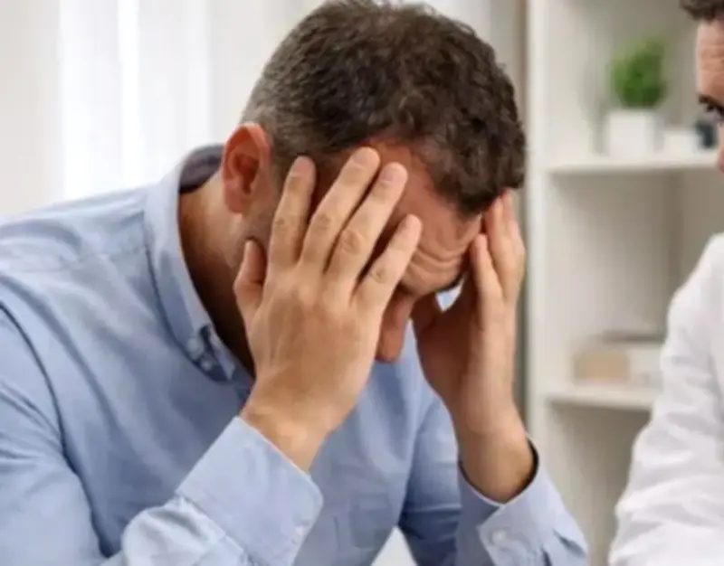 مشاكل صحية خطيرة وراء الشعور بالصداع الصباحي المستمر