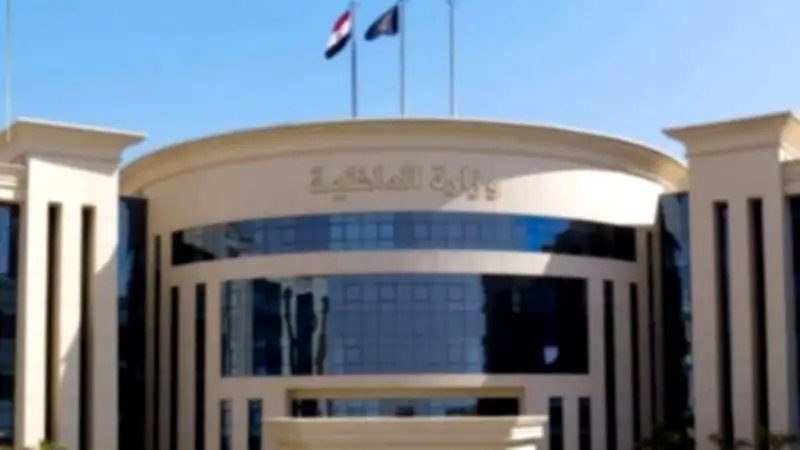 وزارة الداخلية تطلق مبادرات جديدة لتسهيل الخدمات الشرطية للمواطنين