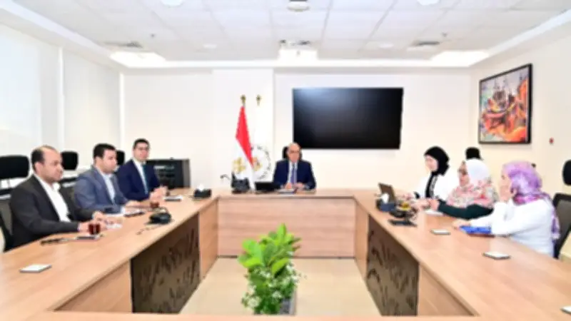 وزير الري يتابع المشروعات الممولة دوليًا لتعزيز كفاءة إدارة المياه