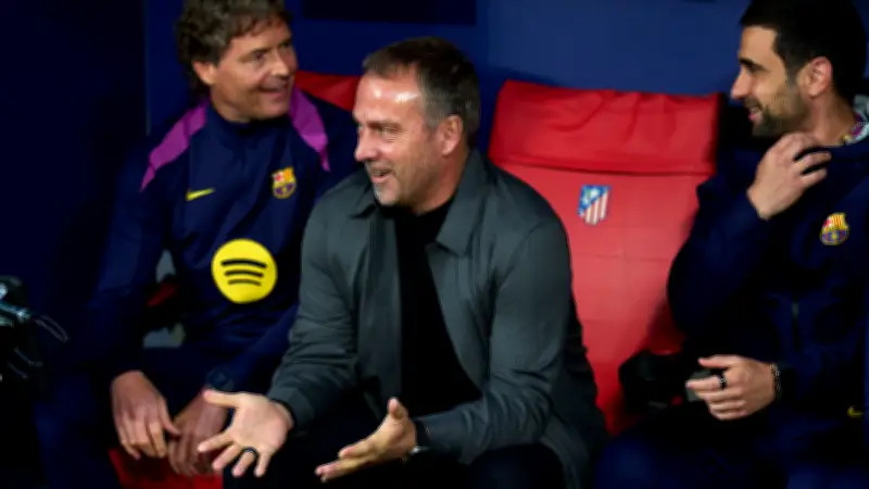 فليك يطمئن بعودة فيرمين لوبيز بقناع واقٍ.. وغياب بيرنال يثير التساؤلات