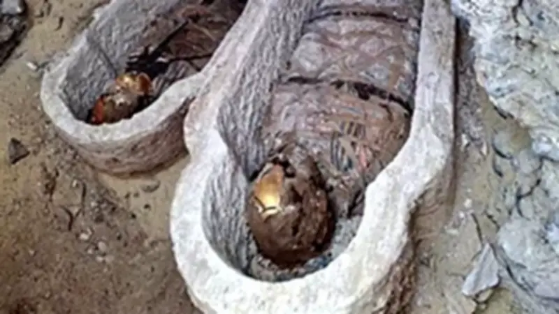 لغز الذهب في أفواه الموتى يكشف أسرارًا جديدة في مقابر البهنسا بالمنيا