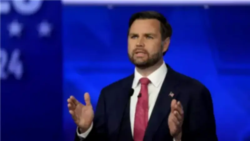 ترامب يعلن إلغاء زيارة فانس لباكستان لأسباب أمنية ويحذر إيران بتدمير البنية التحتية