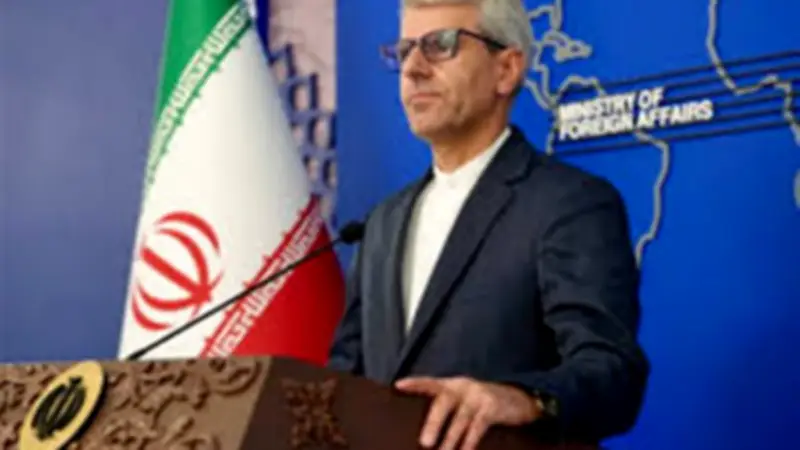 إيران ترد على تهديدات ترامب وتتهم واشنطن بارتكاب جرائم حرب في مضيق هرمز