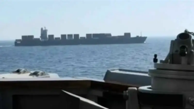 سنتكوم تكشف تفاصيل هجوم أمريكي على سفينة شحن إيرانية في بحر العرب