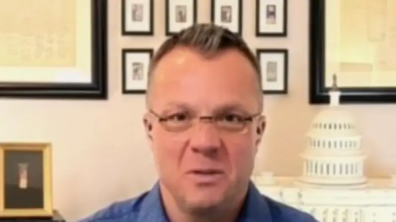 من الشرق الأوسط إلى آسيا: قرار ترامب المفاجئ يهز التحالفات ويعيد رسم خريطة السياسة العالمية