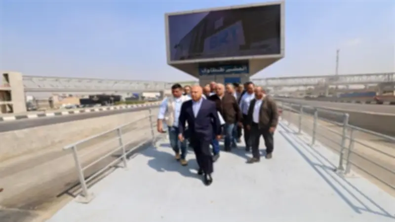 وزير النقل يتفقد جاهزية المرحلة الثانية من مشروع الأتوبيس الترددي السريع BRT