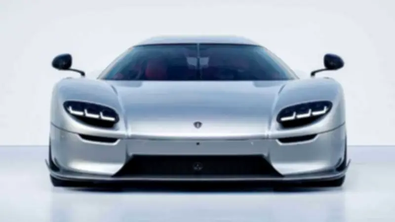 كوينيجسيج CC850: معجزة التسارع والهندسة المتطورة في عالم السيارات الخارقة