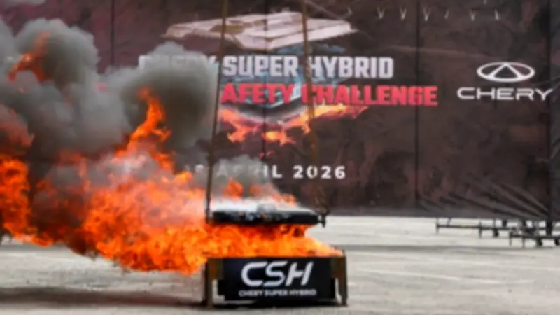 شيري تنجح في اختبار سلامة بطارية CSH الهجينة باللهب المكشوف في ماليزيا