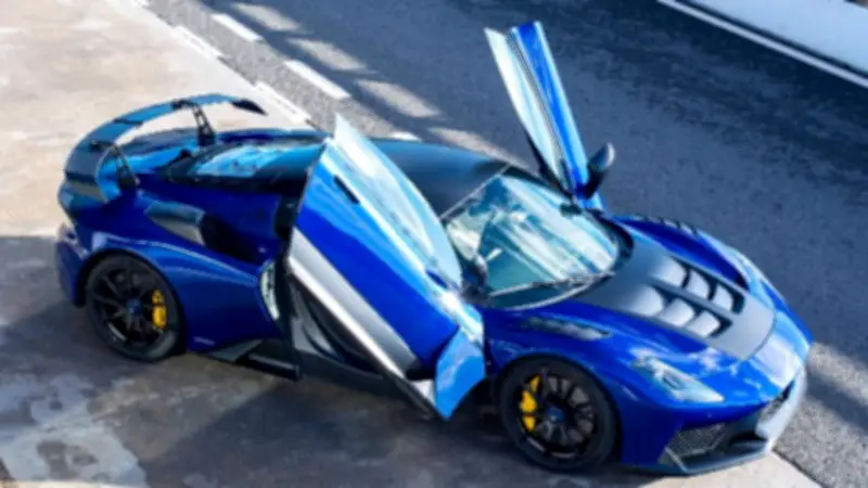 مازيراتي تطلق GT2 Stradale: سيارة رياضية خارقة بتصميم وأداء مذهلين