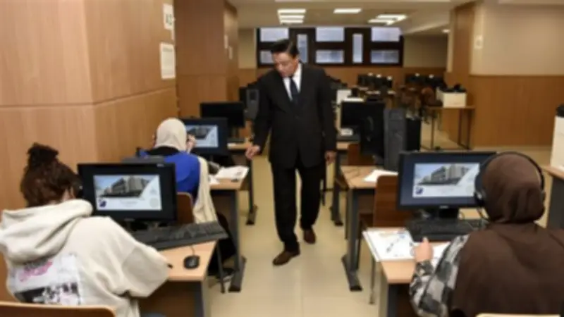 جامعة عين شمس تنظم امتحانات HSK وHSKK للغة الصينية بمشاركة مئات الطلاب