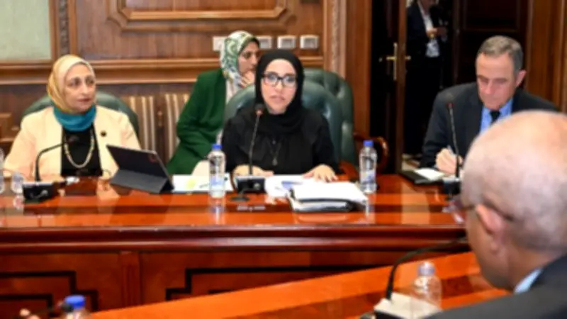 توصيات برلمانية بتنسيق خاص لطلاب STEM وتحسين الإقامة والمنح