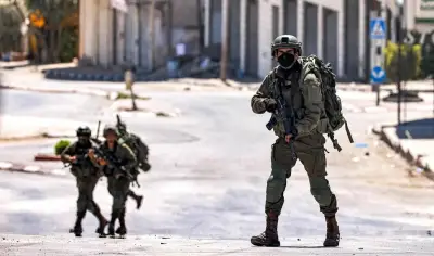 جيش الاحتلال يفتش 100 منزل ويعتقل 6 فلسطينيين في الضفة الغربية