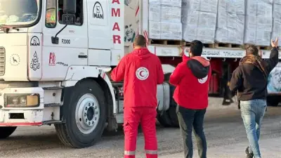 الهلال الأحمر المصري يُطلق قافلة 