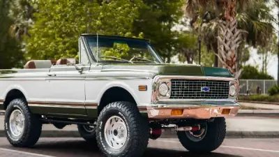 شيفروليه تعيد إحياء بليزر 1972 النادرة بترميم فاخر يتجاوز ربع مليون دولار