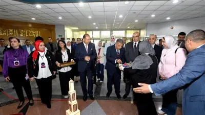 افتتاح معرض 