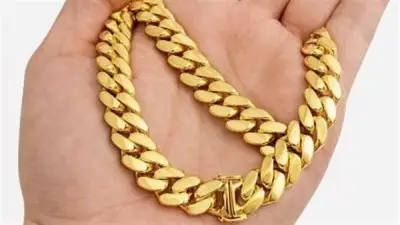 تراجع طفيف في أسعار الذهب بالسعودية اليوم الأحد 26 أبريل 2026