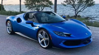 فيراري 296 GTS: مواصفات السوبر كارز الإيطالية كاملة