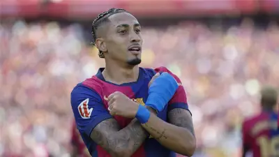 3 أندية سعودية تستهدف ضم رافينيا من برشلونة في الصيف