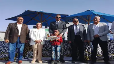 محافظ جنوب سيناء يحتفل باليوم العالمي للأيتام مع 340 طفلاً في طور سيناء