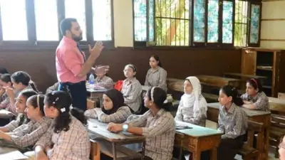 برلماني يكشف عجز 400 ألف معلم بالمدارس ووزارة التعليم تنفي