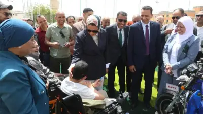 محافظ الوادي الجديد تسلم 50 وسيلة دعم حركي لذوي الاحتياجات الخاصة