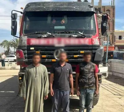 إحباط تهريب 7 أطنان سولار للسوق السوداء في قنا وسقوط المتورطين