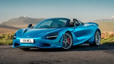 مكلارين 750S سبايدر: السيارة الخارقة المكشوفة التي تعيد تعريف الأداء والرفاهية