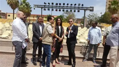 وزيرة الثقافة ومحافظ أسوان يتفقدان المواقع الثقافية ويوجهان بتطوير قصر العقاد وإطلاق سينما الشعب