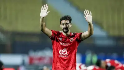 وكيل بن رمضان يبحث عن عروض أوروبية للاعب بعد استبعاده من الأهلي