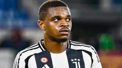 سباق محموم بين مانشستر يونايتد وليفربول لضم مدافع يوفنتوس بيير كالولو