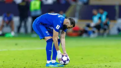 جدل جديد يحيط بكريم بنزيما في الهلال.. هل الإصابات حقيقية أم تكتيك؟