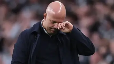 ليفربول يقرر مصير المدرب الهولندي آرني سلوت للموسم المقبل