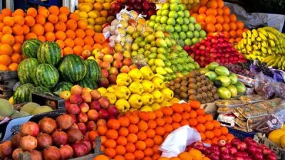 ارتفاع أسعار الفراولة والكنتالوب وانخفاض البرتقال والجوافة في سوق العبور اليوم
