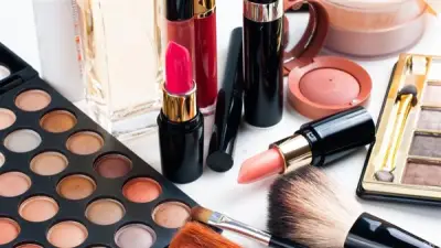 خبراء: صناعة مستحضرات التجميل في مصر تحمل فرصًا واعدة وطموحات تصديرية كبيرة