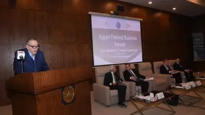 رئيس اتحاد الغرف التجارية يدعو فنلندا للاستثمار في مصر بملتقى الأعمال