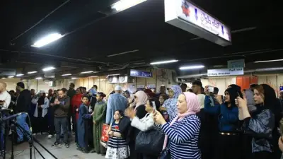 عرض غنائي متميز لذوي القدرات الخاصة في محطة مترو جمال عبد الناصر