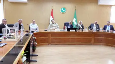 محافظ الشرقية يشهد تخرج متدربي منحة الطاقة المتجددة ويؤكد دعم التحول الأخضر