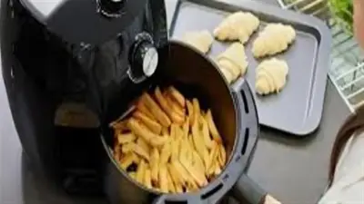 بمكونين فقط.. حيلة سريعة تقضي على جراثيم الإيرفراير فوراً